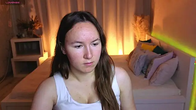 Little doll meow online show from September 30, 3:01 am