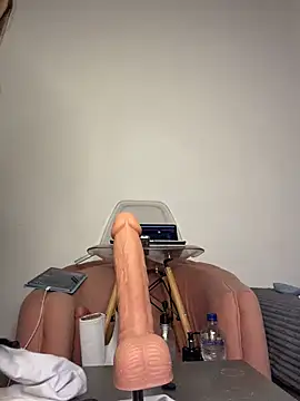 emiss  online show from July 21, 3:13 pm