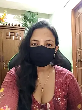 Payel-Sen online show from June 7, 7:21 pm