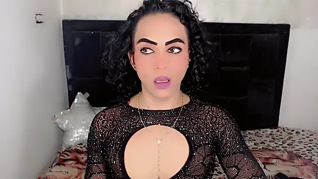 Michell Queen online show from April 29, 6:27 am