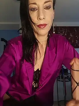 freyamoret online show from June 15, 3:51 am