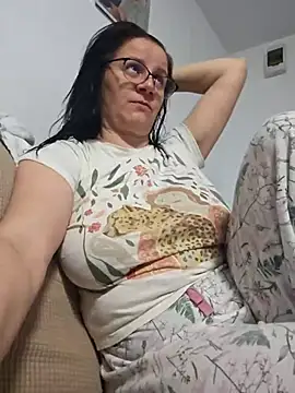 KristenVega online show from November 17, 7:58 pm