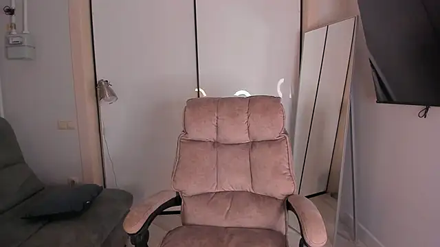 helen ramsay online show from November 21, 3:47 pm