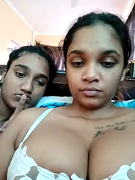 Indianqueen03 online show from October 5, 11:37 am