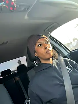 Your Paris online show from December 20, 7:29 pm