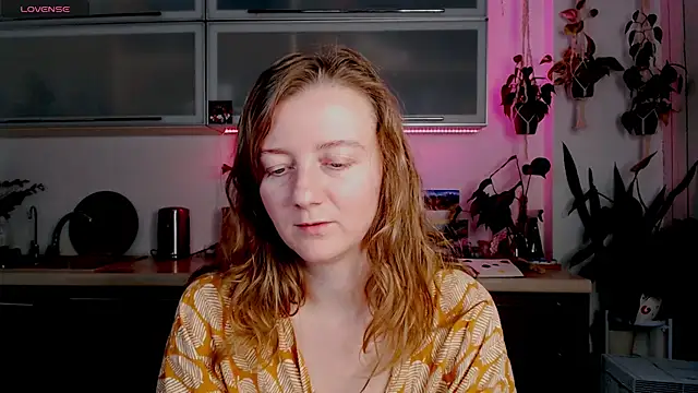 Elly Helly online show from December 14, 8:47 pm