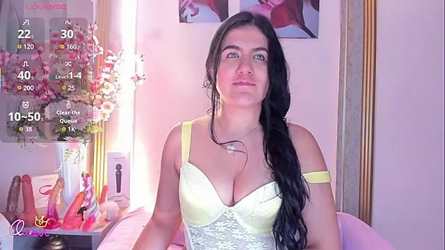 scarlet fostt  online show from July 28, 12:48 pm