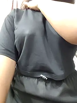 MohiniHott online show from December 19, 6:05 am