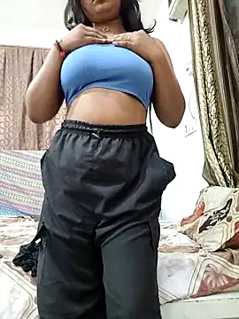 MohiniHott online show from June 3, 6:47 am
