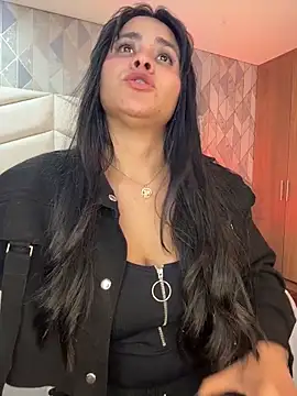 Brenda Garcia online show from November 23, 12:18 pm