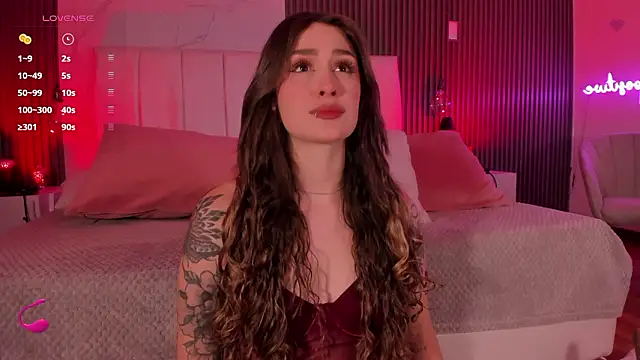 Amy-Parrish online show from March 10, 8:02 pm