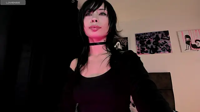 satanbabee online show from July 16, 12:59 am