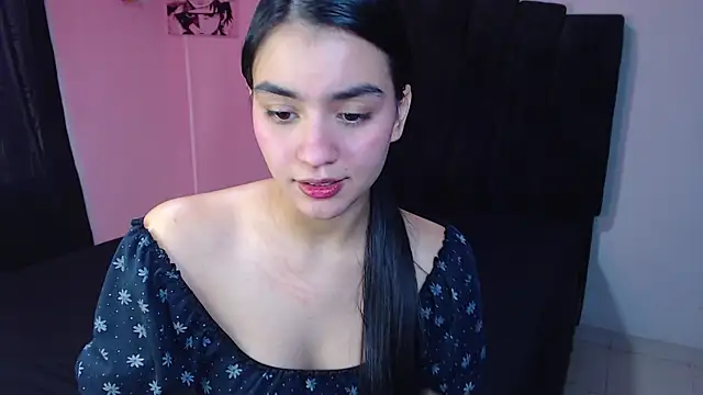 Ariel Zeo1 online show from May 2, 7:17 pm