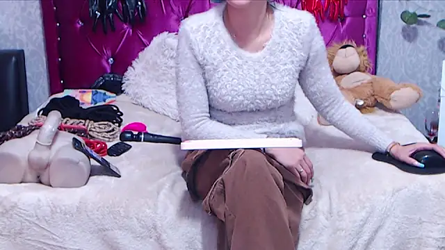 AyshaScott online show from May 2, 3:59 pm