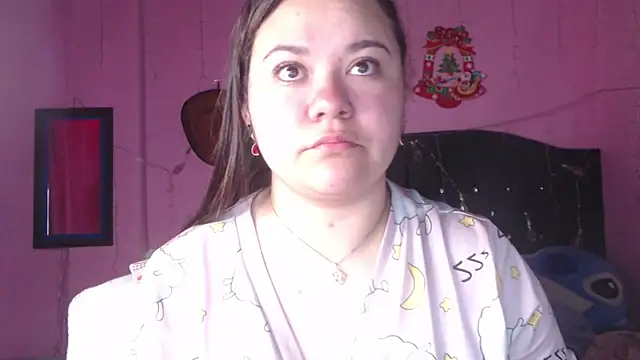 NikkiRous  online show from September 30, 1:06 pm