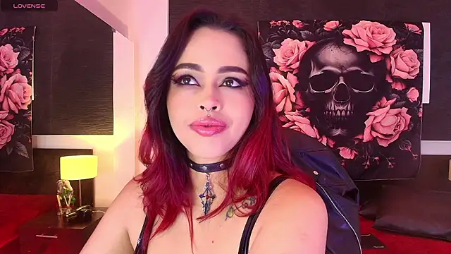 EvaaFoxxy1 online show from March 4, 11:50 am