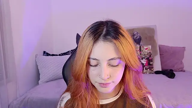 annie mora online show from July 29, 2:33 am