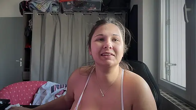 minette-sexy online show from November 25, 11:34 am