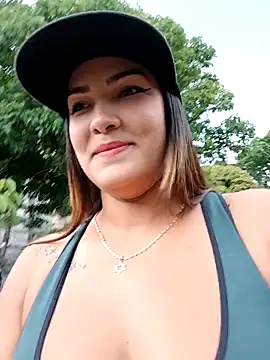 Snapshot of camiysebas21 chatting on September 16, 9:45 pm camiysebas21 online show from September 16, 9:45 pm