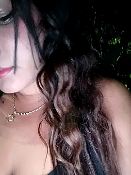 Snapshot of camiysebas21 chatting on October 1, 1:21 am camiysebas21 online show from October 1, 1:21 am