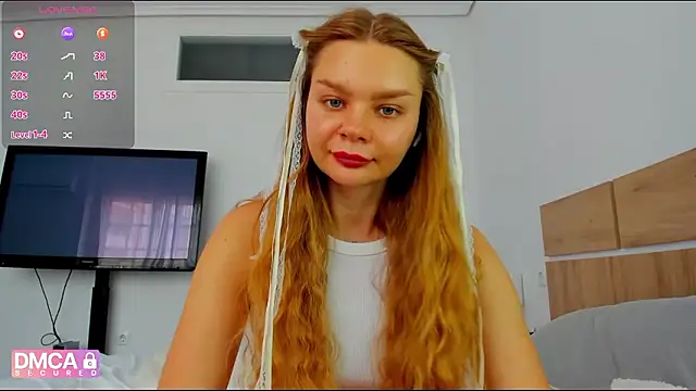 Molly sweetie online show from May 8, 7:00 am