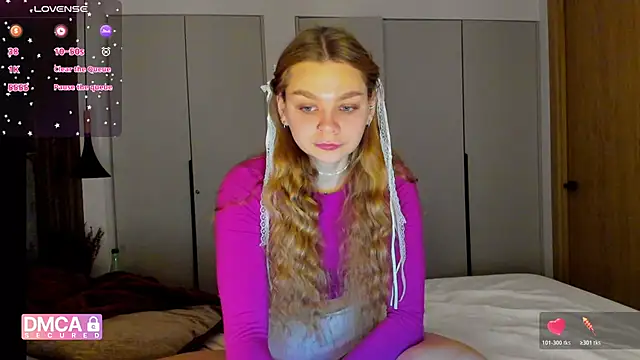 Molly sweetie online show from December 20, 7:12 am