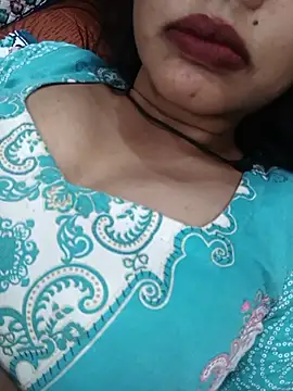 Yours-Bebo online show from July 10, 7:42 am