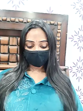 Yours-Bebo online show from November 22, 6:10 pm