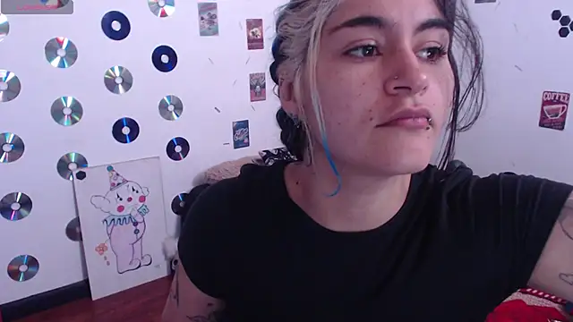 abril666 online show from December 16, 3:18 pm