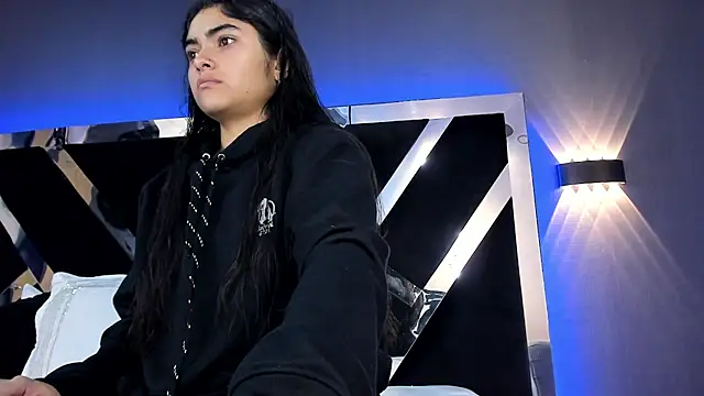 GiselOrtiz online show from June 23, 11:08 am
