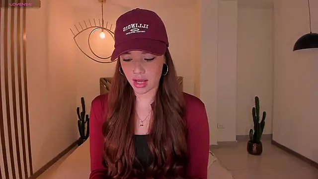 CorinneRusso online show from July 14, 12:54 pm