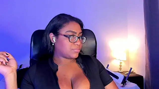 BlakmillerrGilson online show from June 5, 7:53 pm