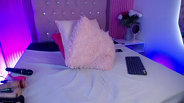 AnnadirtyXo online show from March 5, 7:26 am