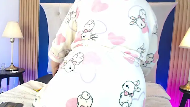 AnnadirtyXo online show from July 3, 5:13 am