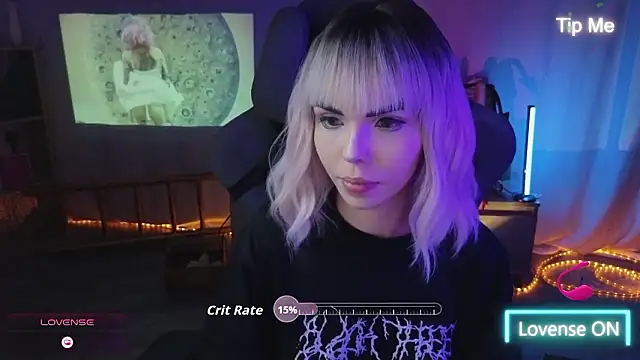 Kerry Kirk online show from January 31, 10:30 pm