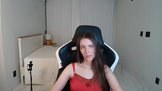 upssnowy online show from July 13, 10:10 pm