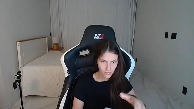 upssnowy online show from June 21, 3:21 am
