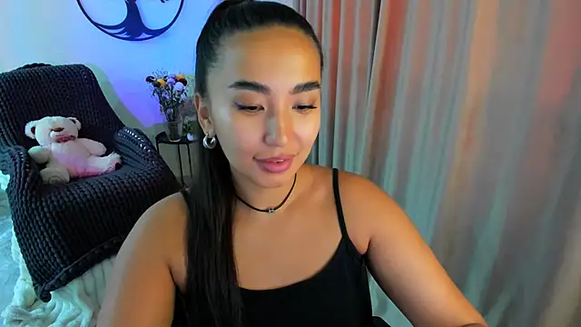 worldofkim online show from November 5, 5:12 am