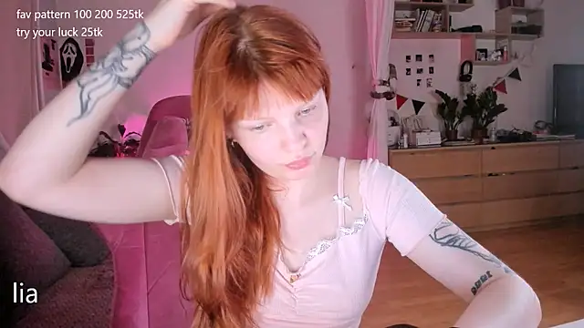 lil lia online show from June 11, 10:28 pm