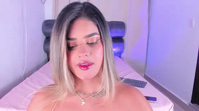 AmyStevenss online show from July 15, 5:01 am