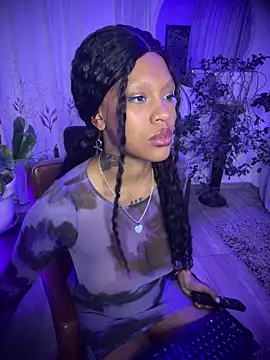 haiiley more online show from March 13, 12:02 am