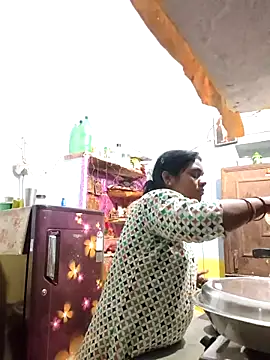 Priyasexcpl online show from June 21, 2:21 pm