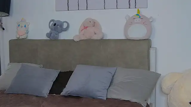 CassKiera online show from October 11, 4:50 am