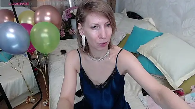 AdrianaSea online show from March 21, 8:41 am