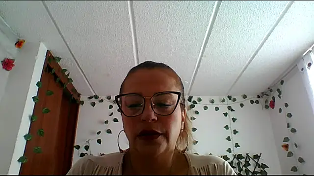 RossanaLionheart online show from March 5, 2:02 pm