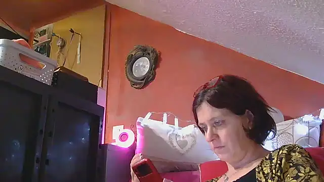 lanax online show from November 12, 12:25 pm