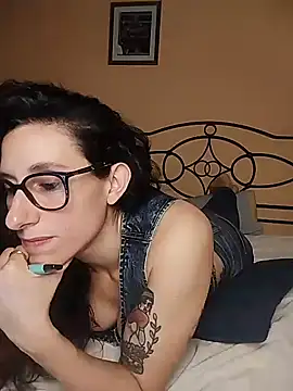 SofiaMori online show from March 5, 1:40 pm