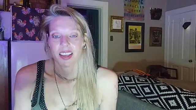 Glamazonx online show from March 1, 2:22 am