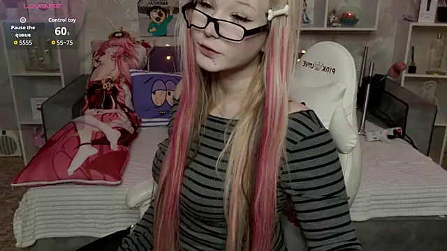 MeowkaKitty online show from May 2, 1:42 am
