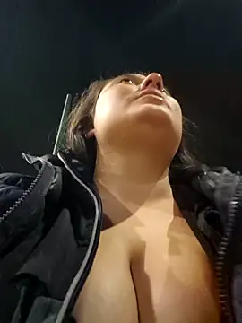 Celeem  online show from March 12, 4:15 am